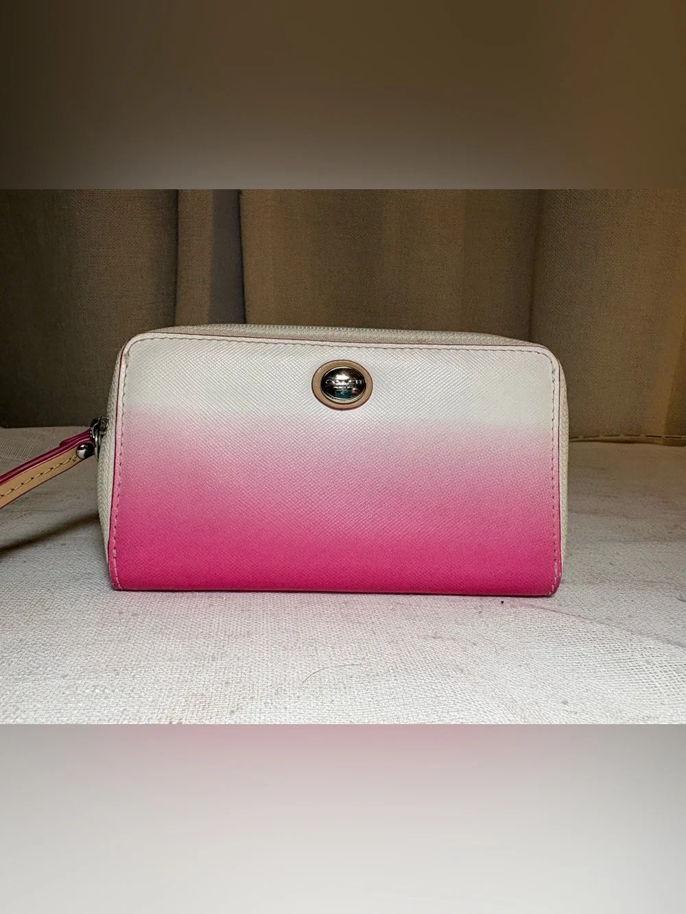 Coach Peyton Pink White Ombre Saffiano Leather Zip Around Wristlet Wallet EUC